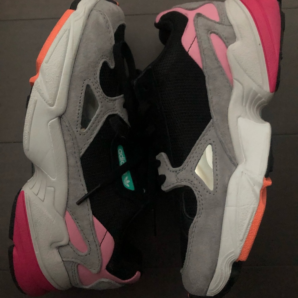 adidas falcon sneakers